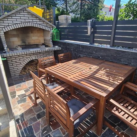 Apartments Blazevic, Heated Pool&Jacuzzi Dramalj Bagian luar foto