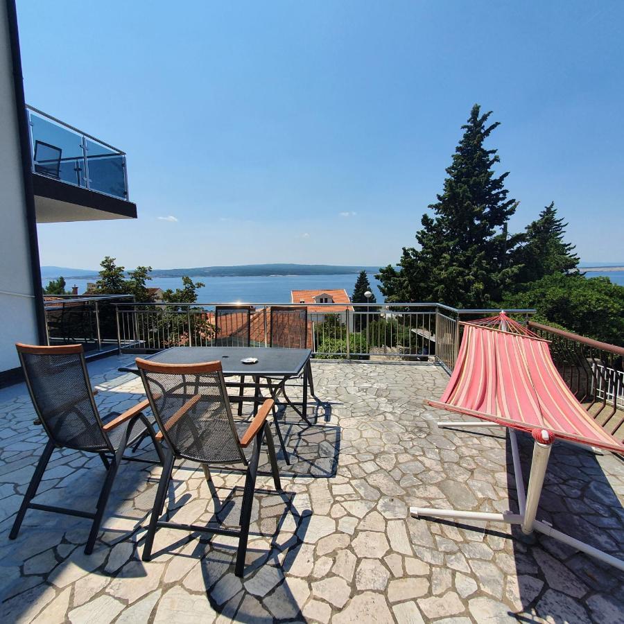 Apartments Blazevic, Heated Pool&Jacuzzi Dramalj Bagian luar foto