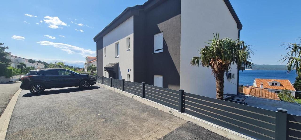 Apartments Blazevic, Heated Pool&Jacuzzi Dramalj Bagian luar foto