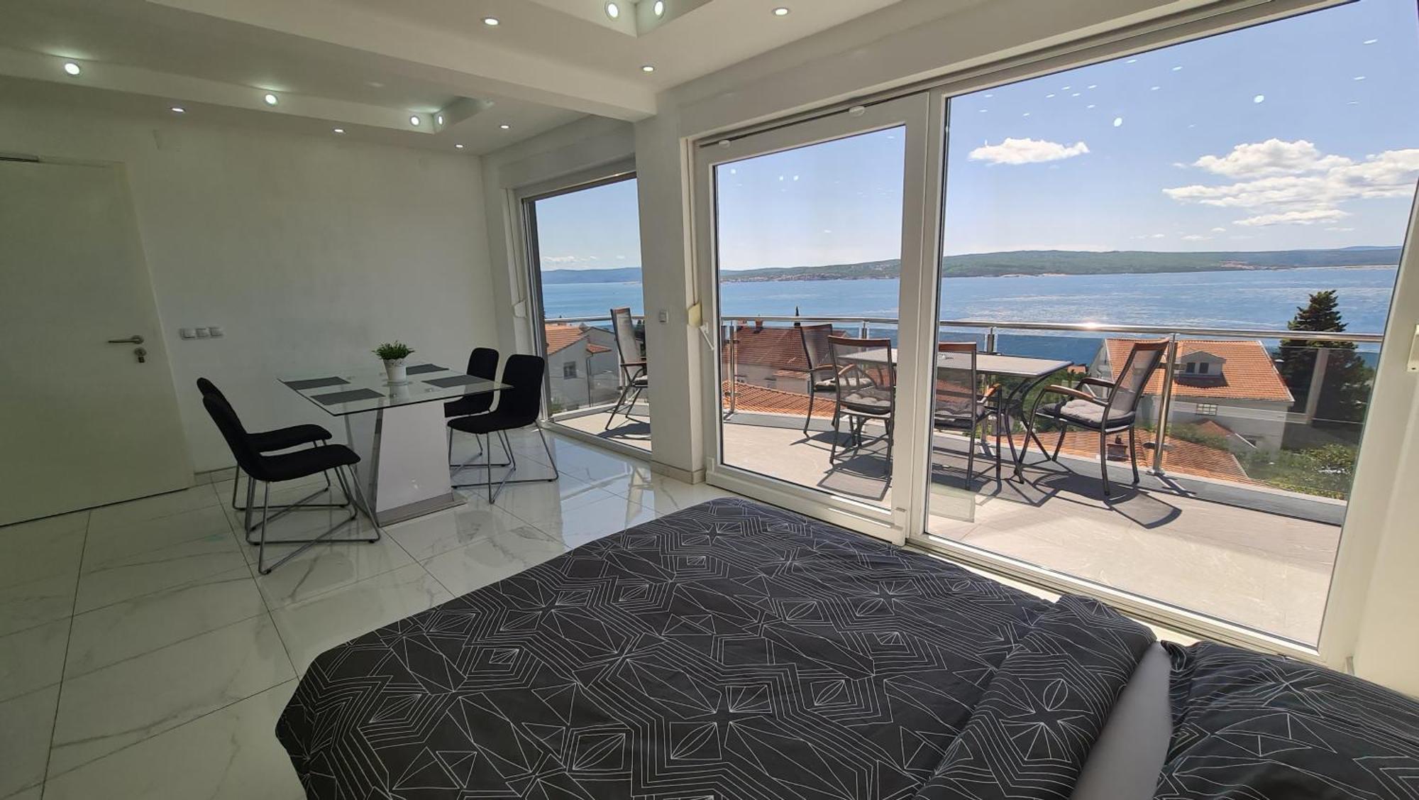Apartments Blazevic, Heated Pool&Jacuzzi Dramalj Bagian luar foto